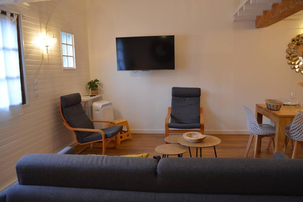 Charmant Appartement - Proche Chateau Cite 卡尔卡松 外观 照片