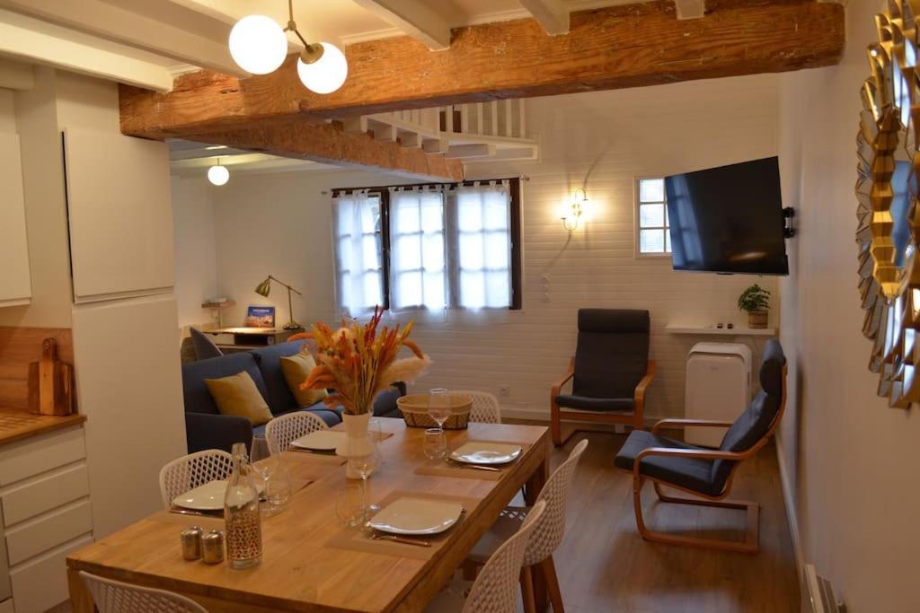 Charmant Appartement - Proche Chateau Cite 卡尔卡松 外观 照片